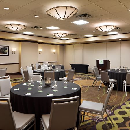 Holiday Inn Clark - Newark By Ihg Zewnętrze zdjęcie